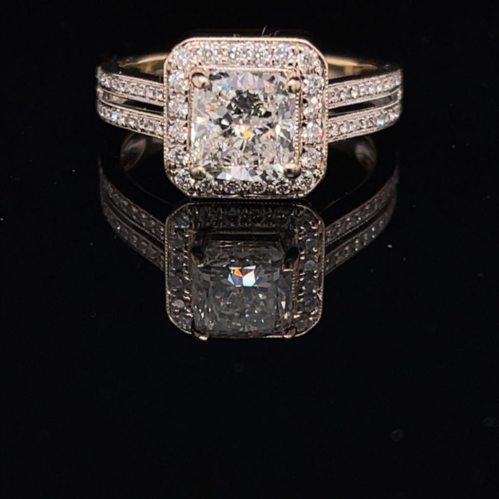 #DEC14B-976800 18K White Gold Halo 1.51 Cushion EGL Color E Clarity SI2 1.00ct diamonds in ring 2.51CTW #DEC14B-976800 18K White Gold Halo 1.51 Cushion EGL Color E Clarity SI2 1.00ct diamonds in ring 2.51CTW