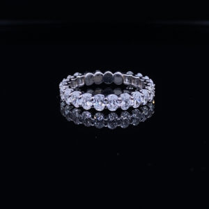 14K WHITE GOLD OVAL WEDDING BAND 2.14 CARAT TOTAL WEIGHT COLOR G CLARITY VS1