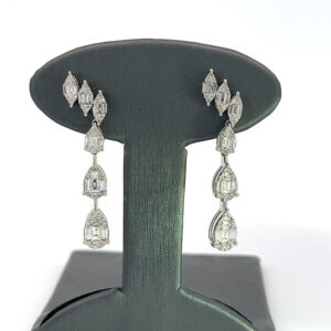 14K White Gold Dangle Earring 1.50 Carat