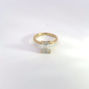 RODSTOCK 14K YELLOW GOLD SOLITAIRE 2.03 CARAT EMERALD LAB GROWN COLOR G CLARITY VS1
